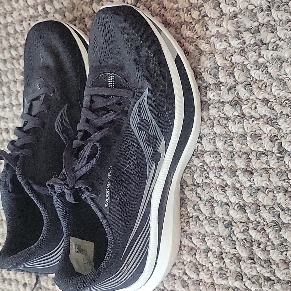 Saucony Endorphin Pro